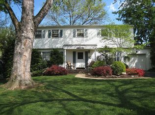 25 Hudson Rd, East Brunswick, NJ 08816