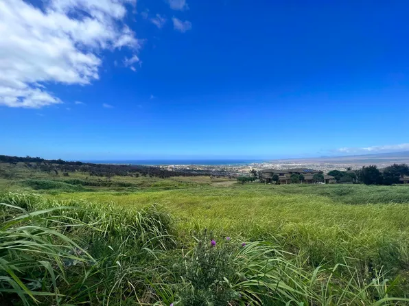 642 Kauna Lipo Dr #21, Wailuku, HI 96793