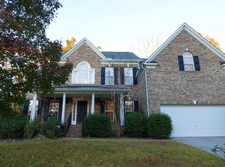 33 Waters Reach Ln, Simpsonville, SC 29681