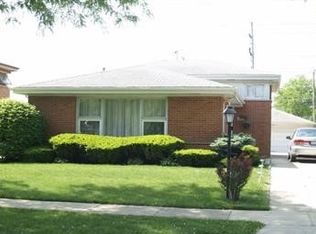 7801 Beckwith Rd, Morton Grove, IL 60053