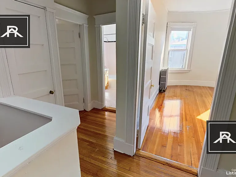 1595 Beacon St #11 — Photo 11