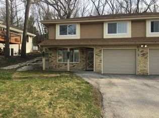 2540 Pebble Valley Rd, City Of Waukesha, WI 53188