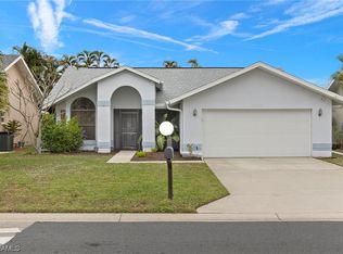 6661 Southwell Dr, Fort Myers, FL 33966