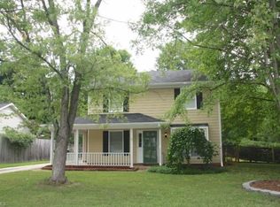 5310 Summerwood Dr, Greensboro, NC 27455