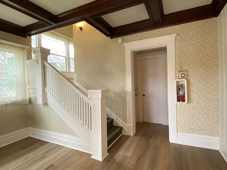Foyer Entry