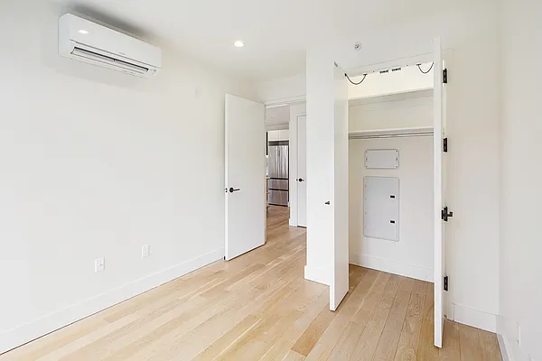 Rented by Carnegie Management Inc | media 37