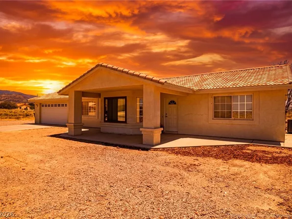 701 Mount Charleston Dr, Pahrump, NV 89048