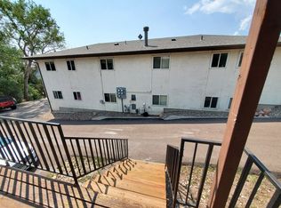 2915 Straus Ln, Colorado Springs, CO 80907