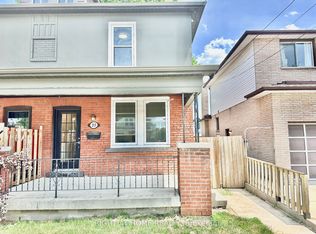 215 Rosewood Rd, Hamilton, ON L8K 3J5