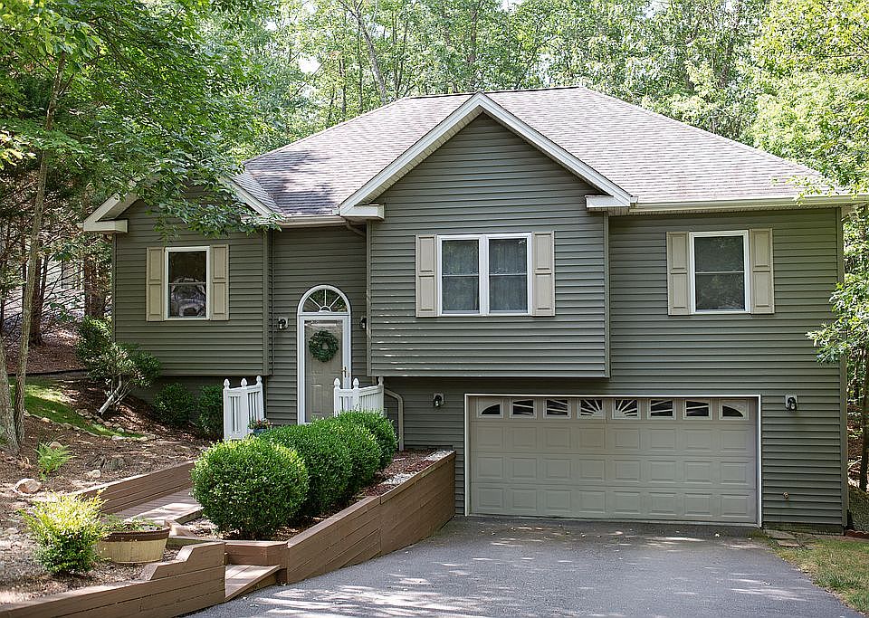 1st image of 2948 Lanier Ln