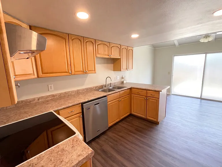 1158 S Ellison Dr — Photo 8
