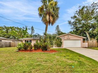 1454 45th Ave NE, Saint Petersburg, FL 33703