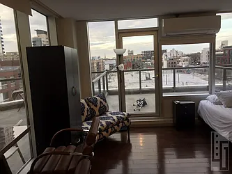 Rented by Loom Group