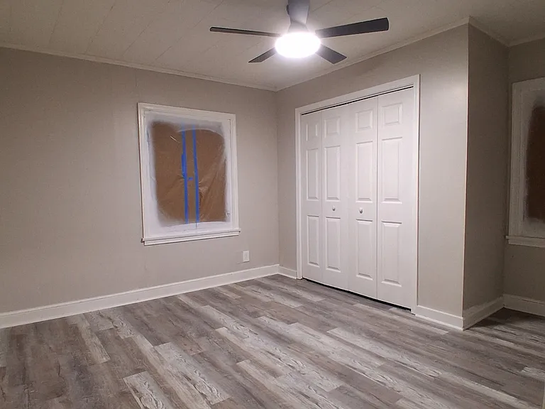 829 Poplar St — Photo 8