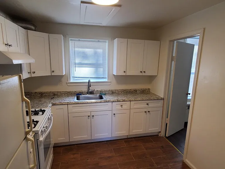 83 Main St #1N — Photo 3
