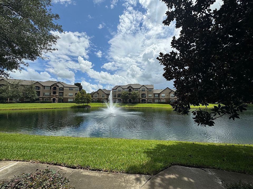 Beautiful Fountain View