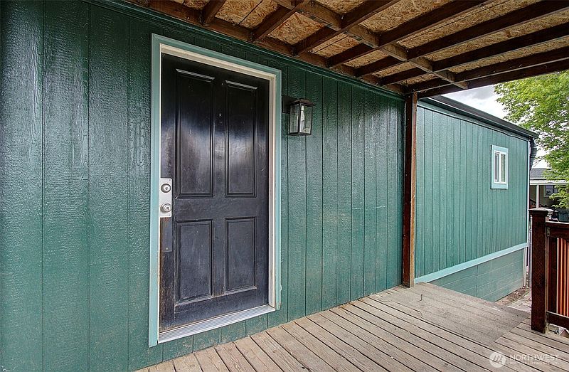 4th image of 4501 Addy Street #91