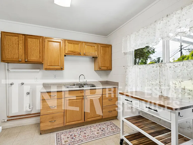 2720 Riesling Way — Photo 10