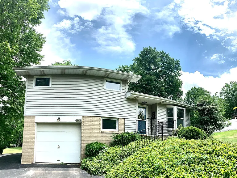 648 Bedford Rd — Photo 1