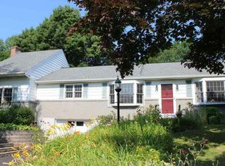 37 Fane Ct, Troy, NY 12182