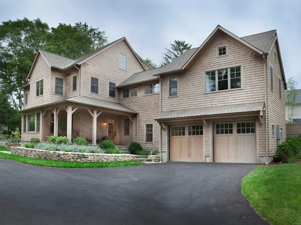 10 Wakeman Place, Westport, CT 06880