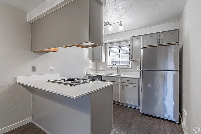 Beverly Townhomes - Salem Oregon