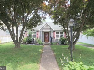 9253 Exeter Rd, Philadelphia, PA 19114