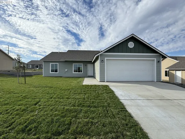 2834 Cardinal Pl, Umatilla, OR 97882