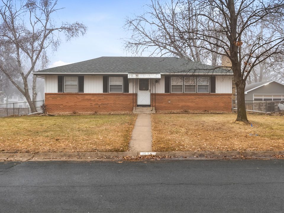 1st image of 7676 Bacon Dr NE