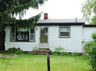 214 Emory St, Howard City, MI 49329