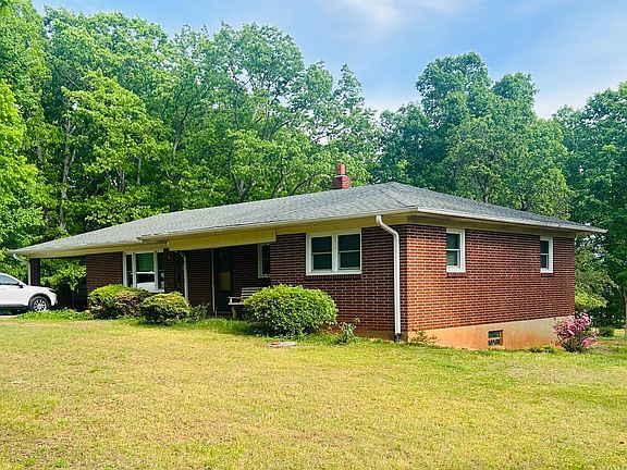3rd image of 465 Wileman Rd