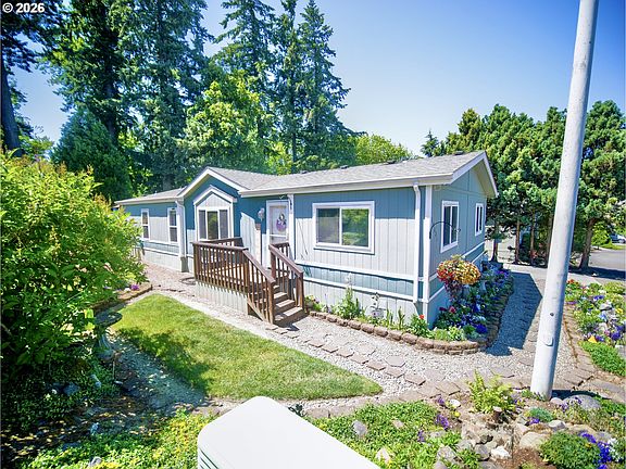 2nd image of 18021 Country Village Dr