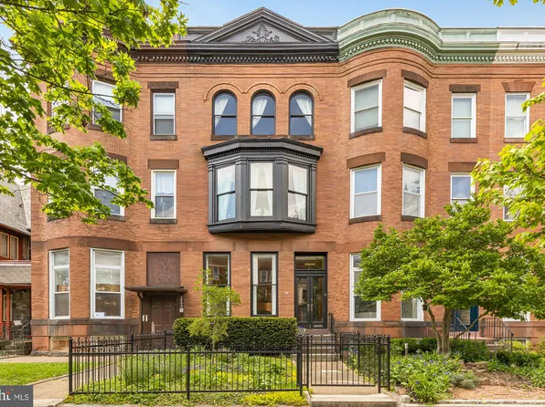 2908 Saint Paul St, Baltimore, MD 21218