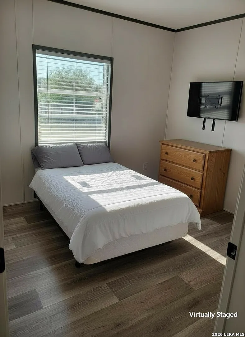 3 bed, 2.0 bath, 1600 sqft, $850 — Photo 3