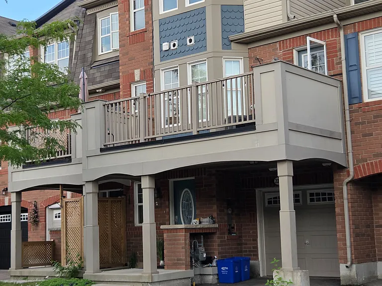 222 Mortimer Cres — Photo 7