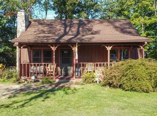 221 S Lake Bluff Ln, Scottsville, KY 42164