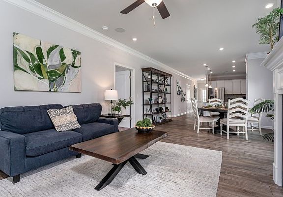 6th image of this home