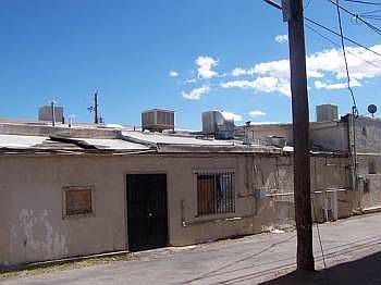 2nd image of 524 E 8th St