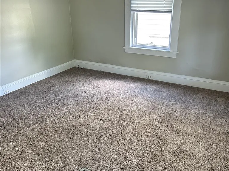 169 Horseheads Blvd — Photo 5