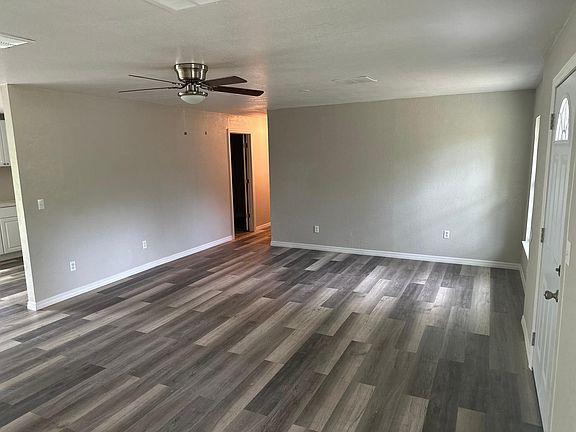 4th image of 1840 N Nightshade Dr