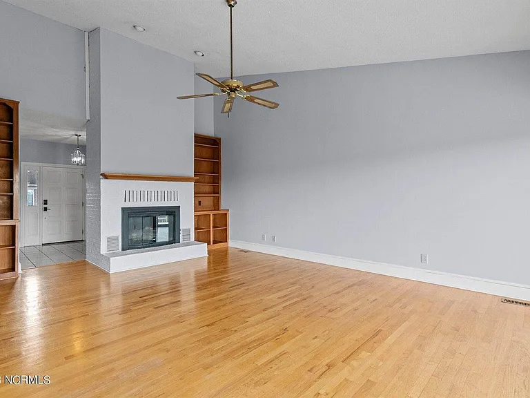 867 Castleberry Ct — Photo 30