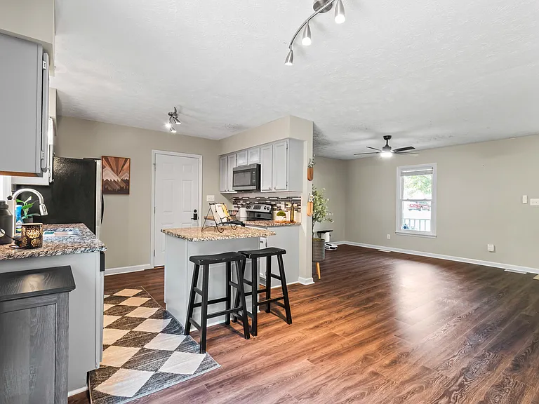 6804 Buttermere Dr — Photo 14