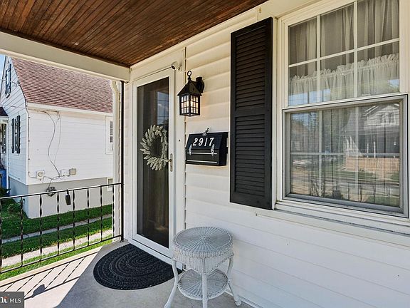 5th image of 2917 Chenoak Ave