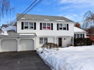 510 Manchester Rd, Yorktown Heights, NY 10598