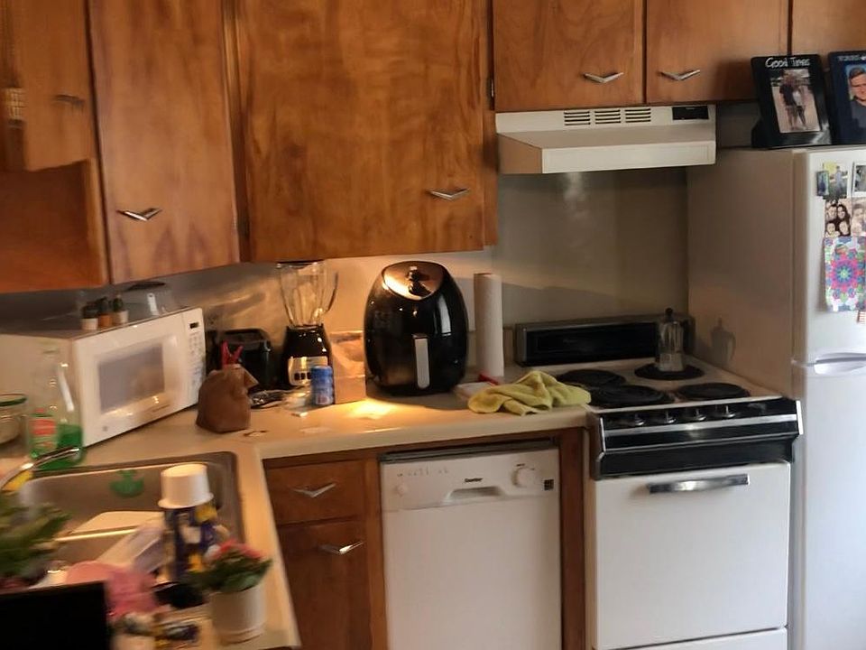 2nd image of 314 Main Ave Ste 4