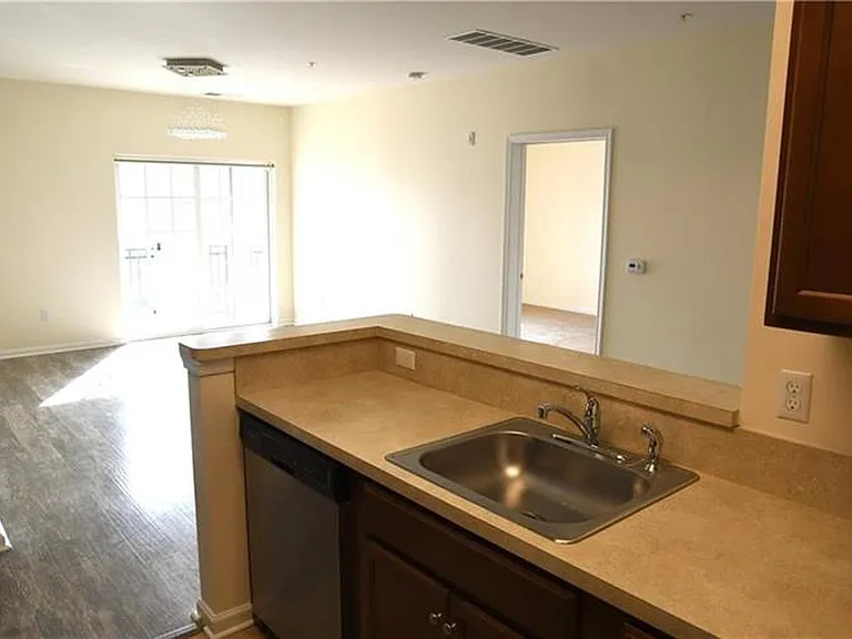 525 E Celebration Way — Photo 5