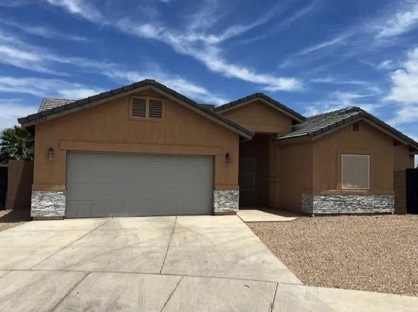 4252 W 11th Pl, Yuma, AZ 85364