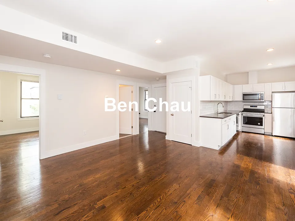 24 Clary St #3B