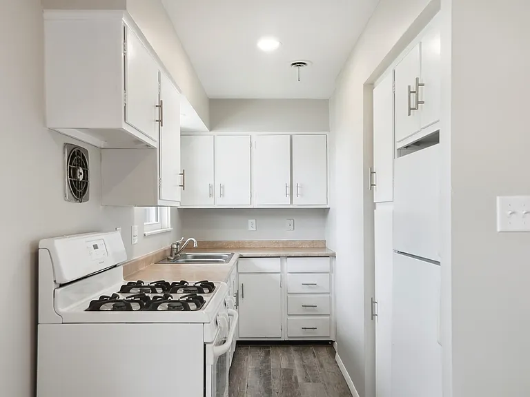 1545 King Ave #D — Photo 13