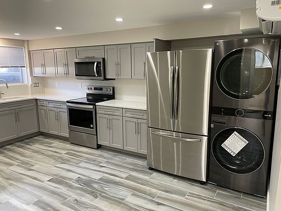 4th image of 1234 S 800 W #1238-B